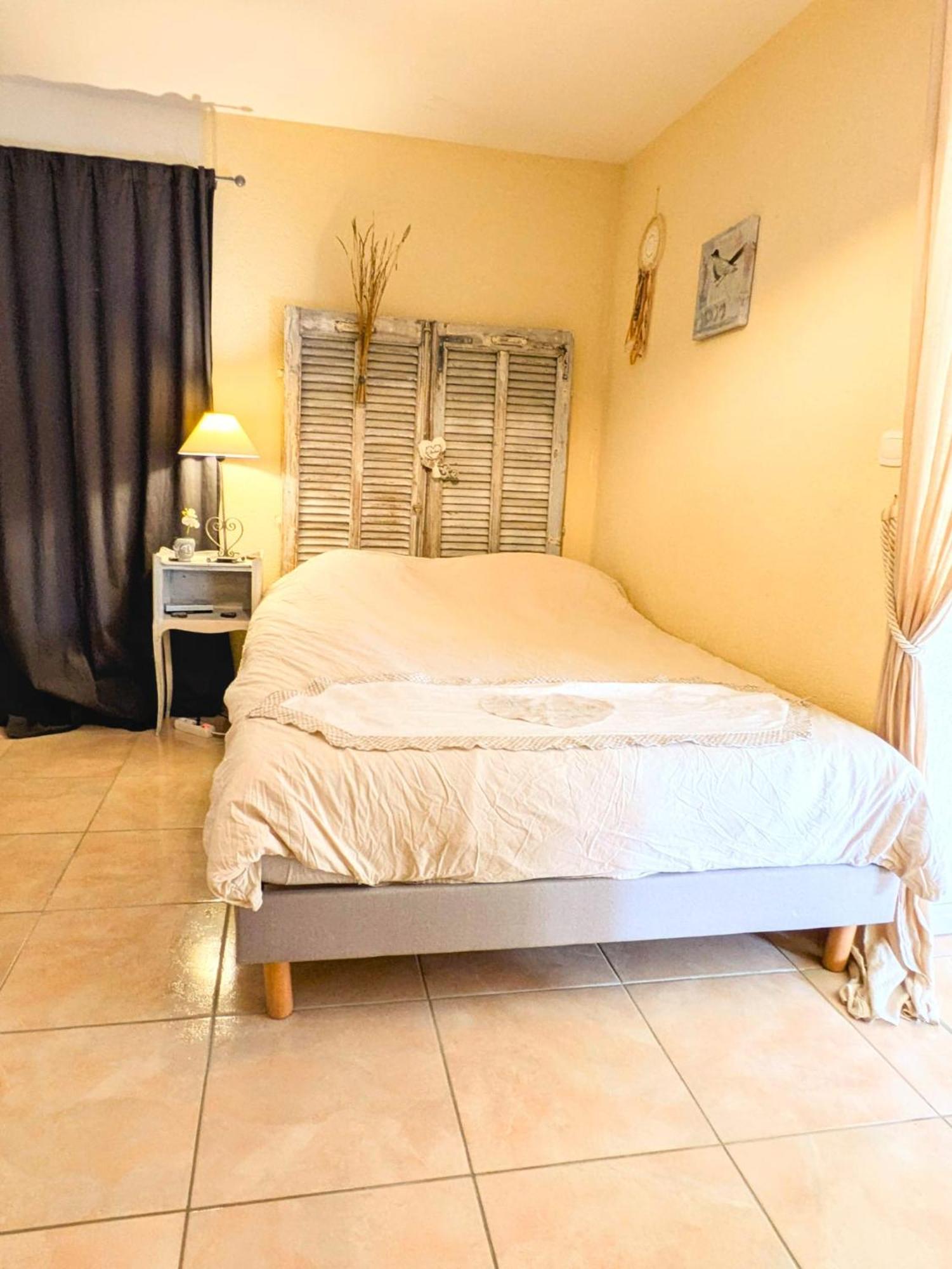 La Villa Jasmin Montauroux Habitación foto
